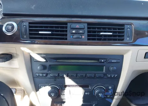 2006 BMW 325I z USA, uszkodzony, nr VIN WBAVB13566PT02547